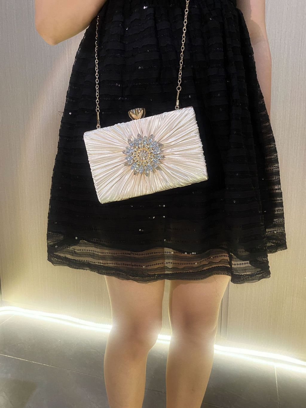 New Amazon Cross Border Birthday Wedding Banquet Evening Bag Pleated Shiny Rhinestone Dress Evening Bag Joker Bag