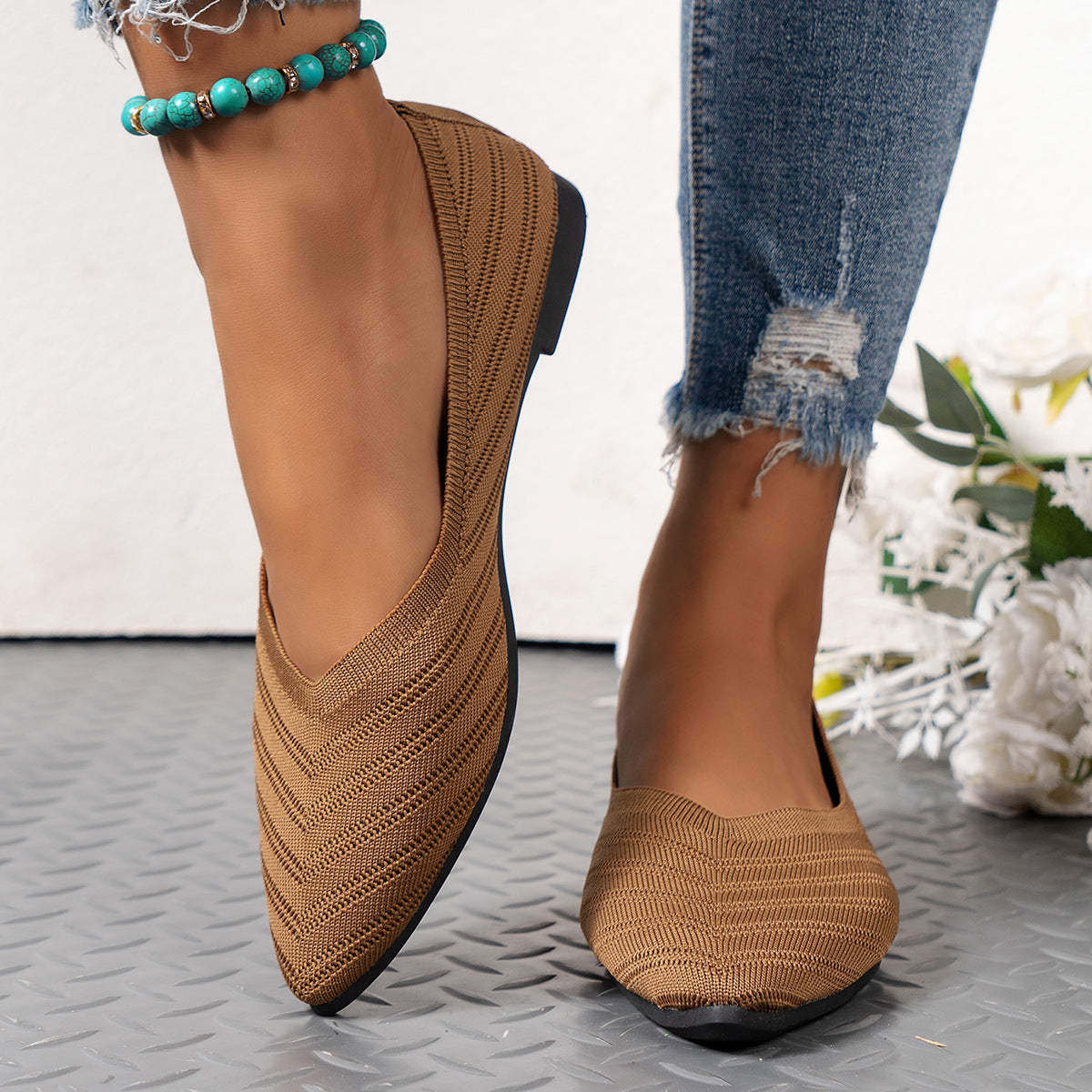 Pointed Toe Shallow Mouth Flats for Women 2025 Summer Women's Shoes Spring Breathable Flats Shoes Large Size Knitted Beanie Shoes Casual and Versatile