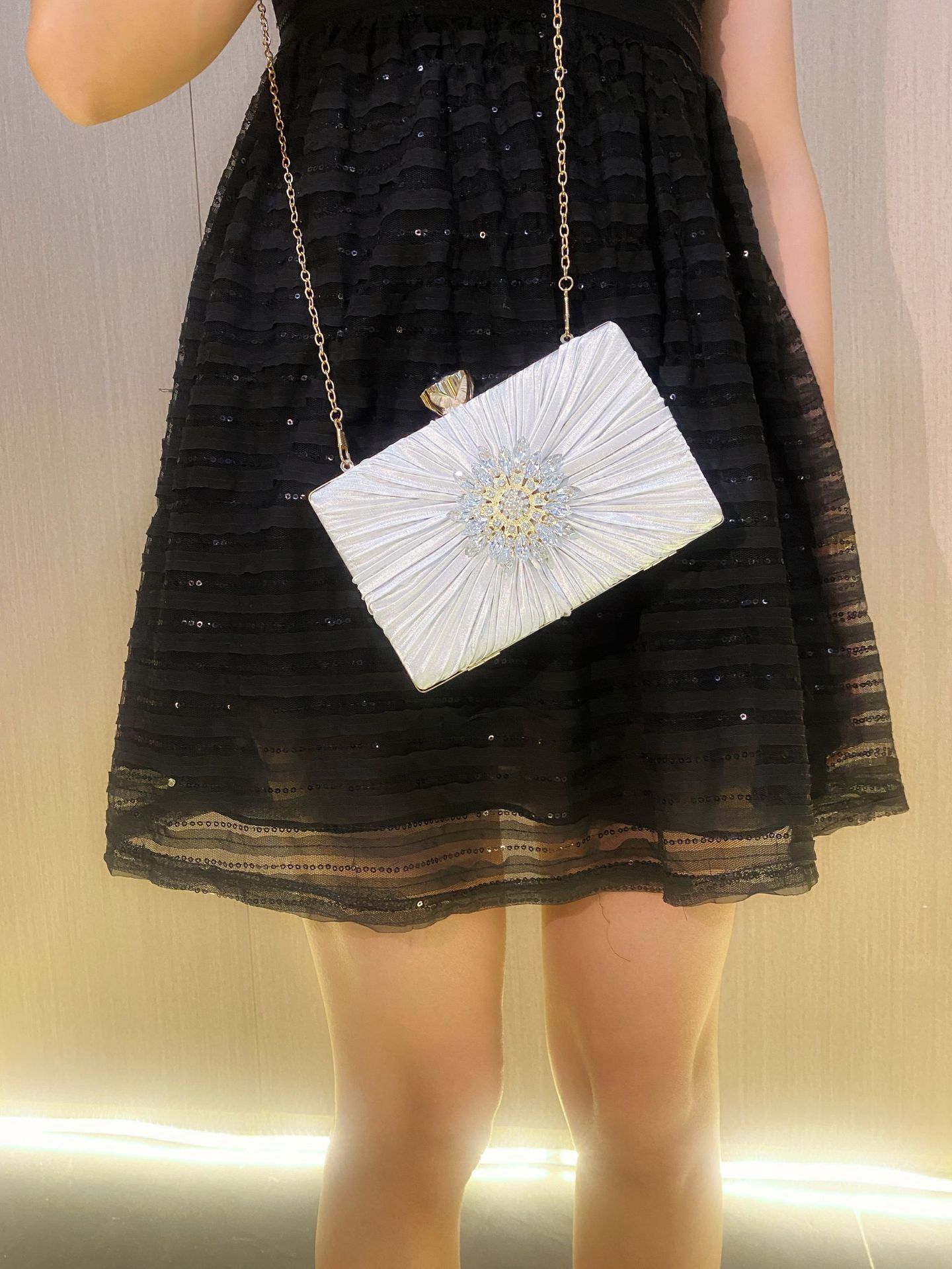 New Amazon Cross Border Birthday Wedding Banquet Evening Bag Pleated Shiny Rhinestone Dress Evening Bag Joker Bag